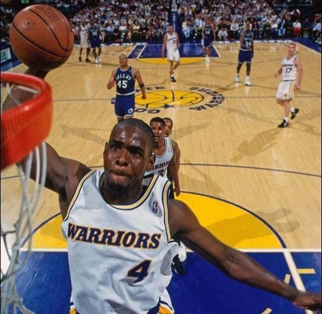 马特拉齐：意大利这样强大的球队理应以进世界杯决赛圈为目标（马特拉齐：以意大利的实力，晋级世界杯决赛圈应是基本目标）