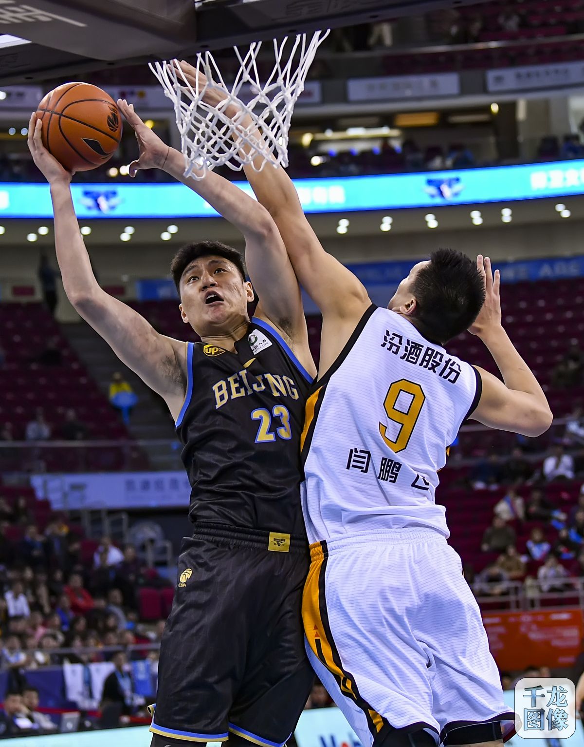 米兰达：很少有人能和斯帕莱蒂关系好，他的为人我还是不说了（米兰达：能与斯帕莱蒂相处融洽的人很少，他的人品我不便评价）