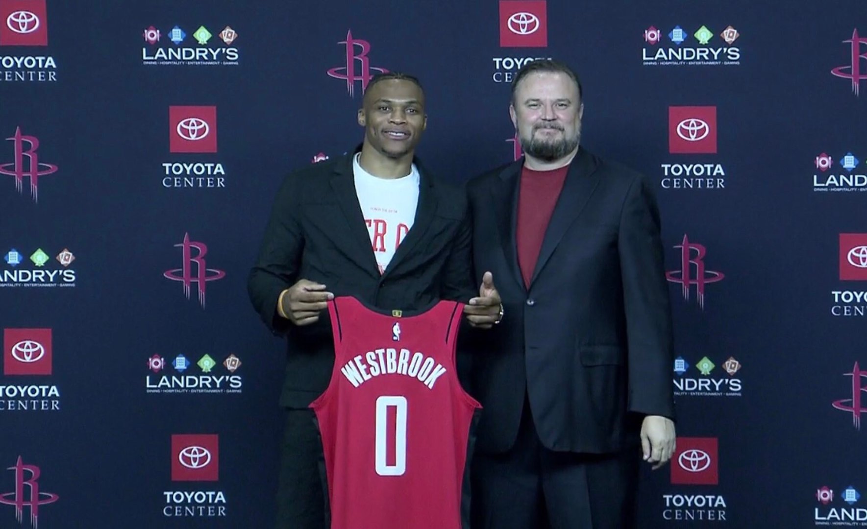 火箭哈登连续三场得分30+（火箭哈登三连场砍下30+）