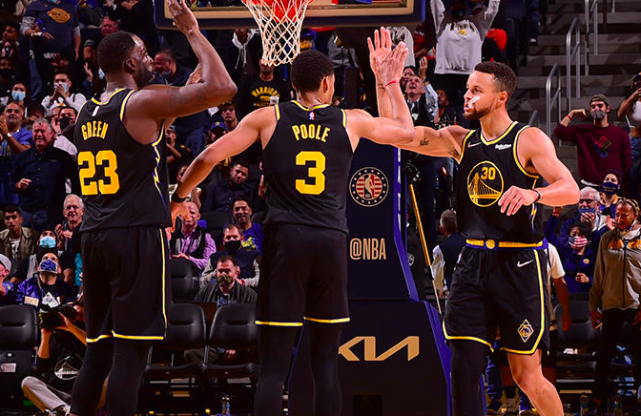 劳塔罗：进球帮助球队取胜是最美好的事；我该微笑时就会微笑（劳塔罗：进球助球队取胜最幸福；该笑时我自然会笑）