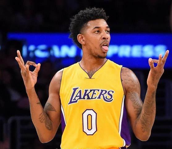 对阵阿贾克斯总赢球？穆帅：当时皇马明显更强，这是赢球的原因（穆帅谈屡胜阿贾克斯：当年皇马实力更强，这是取胜之因）