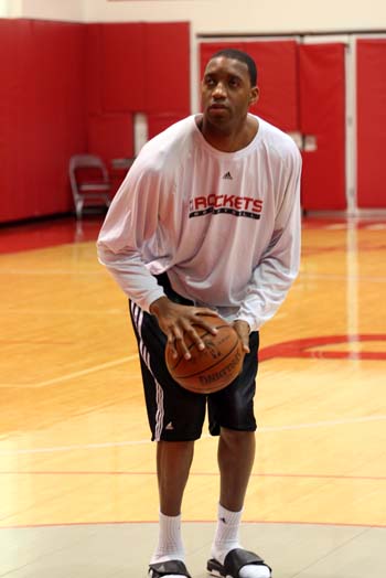 送别队长，浙江球迷打出两幅tifo致敬弗兰克（队长告别夜，浙江球迷以双TIFO致敬弗兰克）